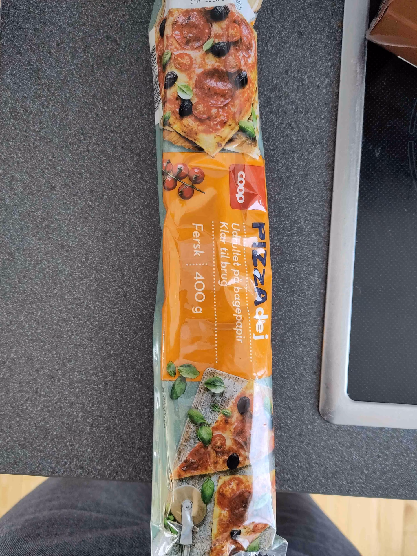 Hvor mange kalorier er der i fuldkornspizza?