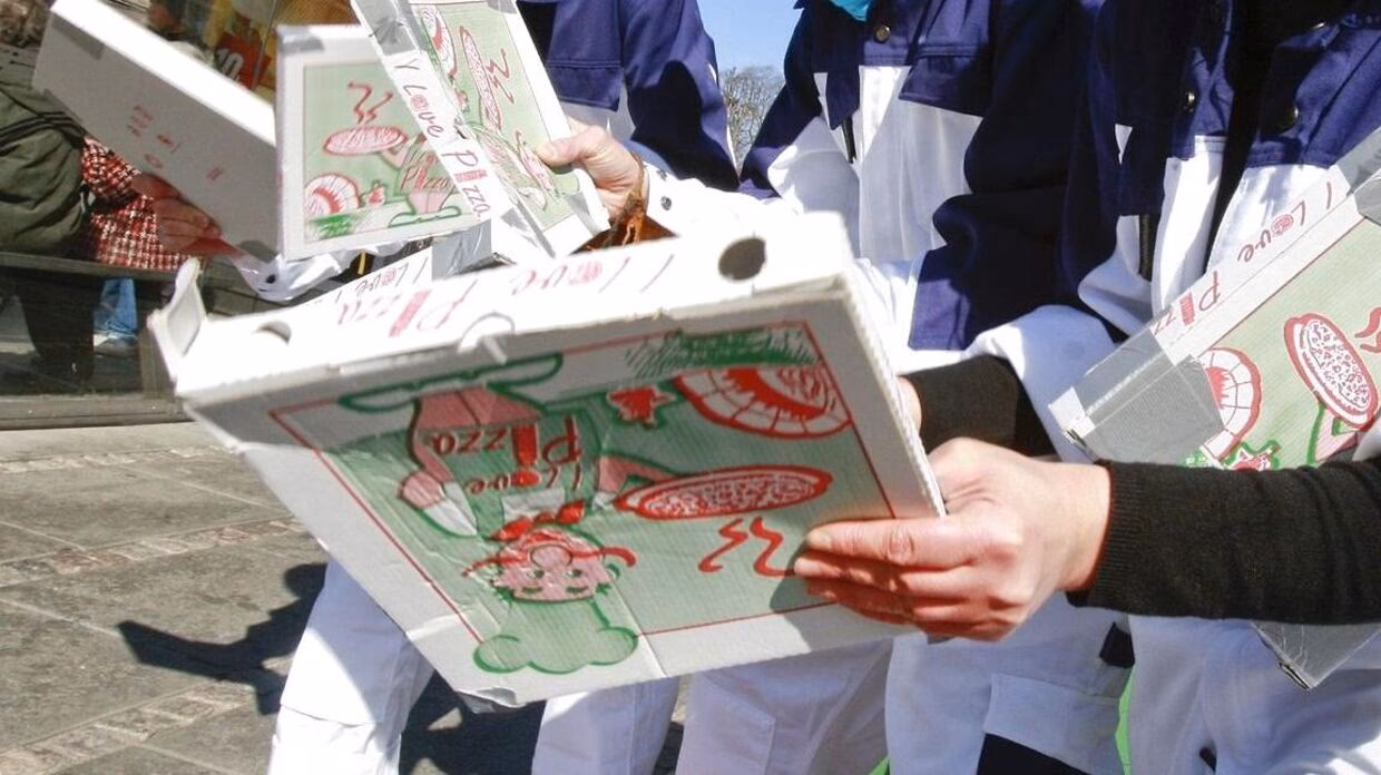 Er der flour i pizzabakker?