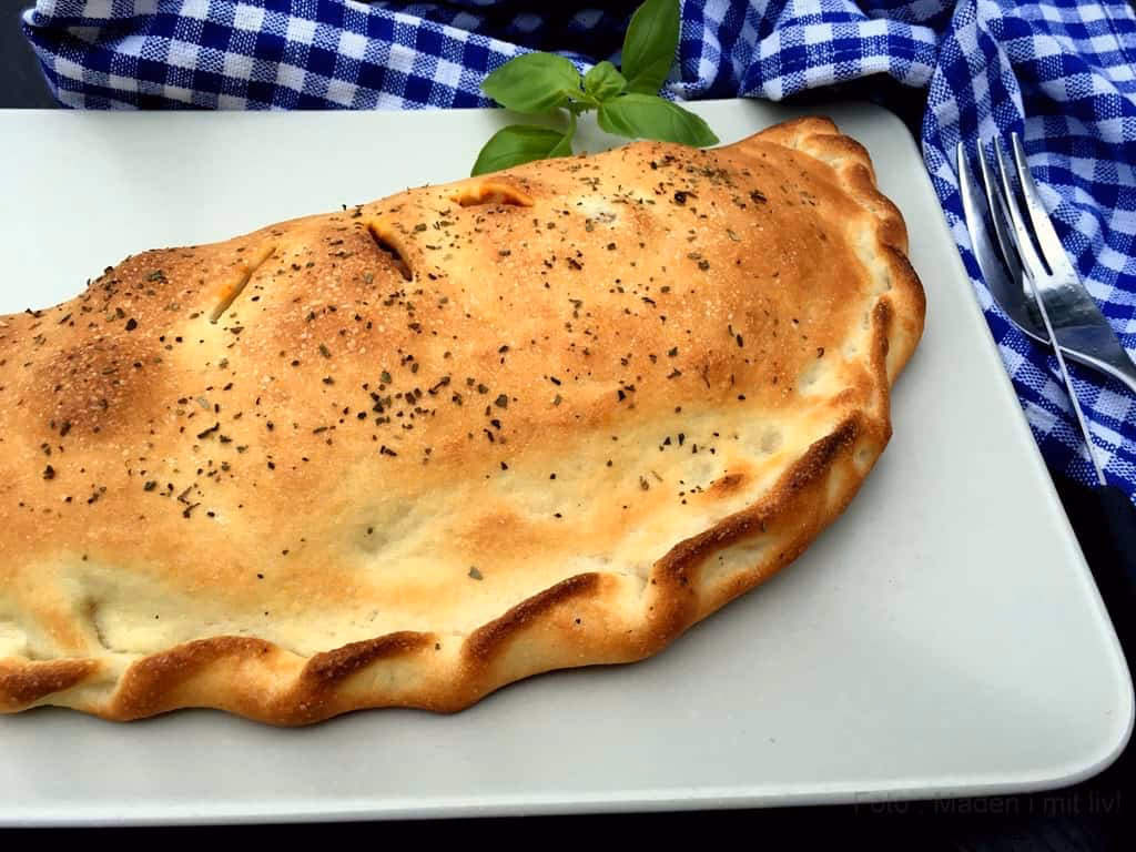 Er calzone en pizza?