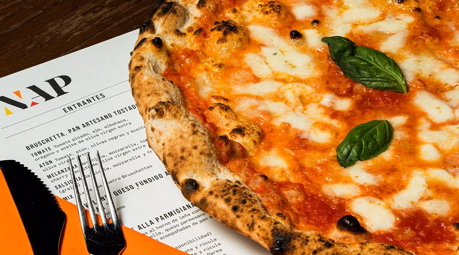 Hvordan siger man pizza på spansk?