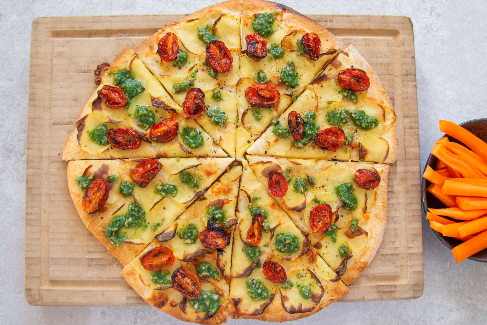 Hvornår skal pesto på pizza?